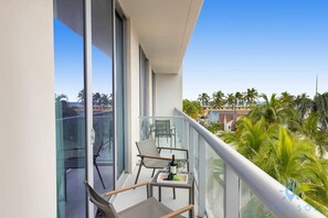 Property grounds - Exclusive Apartment| Rooftop Pool|Hollywood Beach (Hollywood)