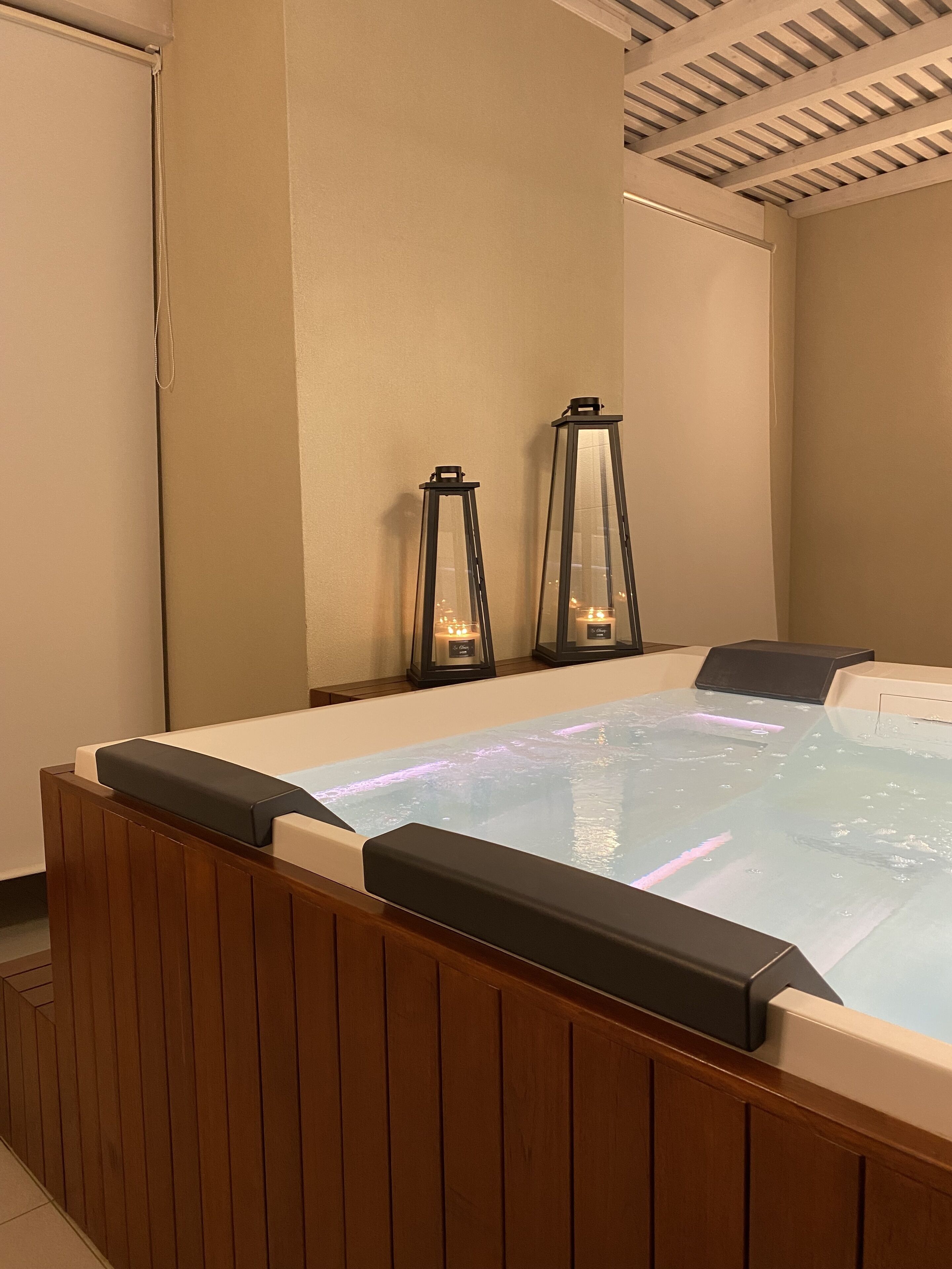 Luxury Suite, 1 Bedroom, Sea View (Suite Sauvage) | Private spa tub