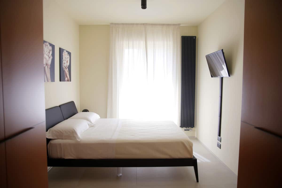 Suite estándar, 1 habitación, vistas al mar (Suite Season) | Ropa de cama de alta calidad y edredones de plumas
