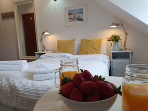 Vierbettzimmer | Babybetten, Bettwäsche