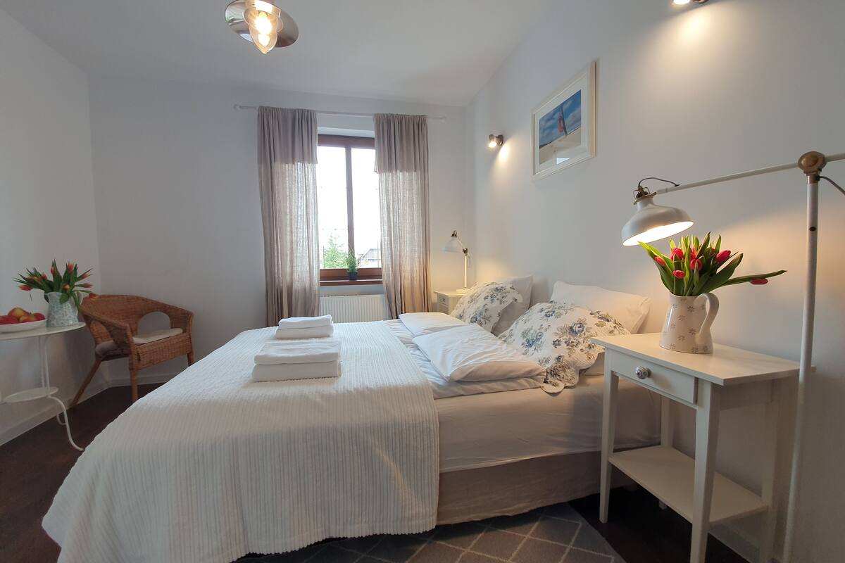 Double Room | Cots/infant beds, bed sheets