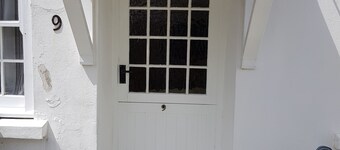 - Mill End Cottage - Listed Character Cottage In Central Kingsbridge 