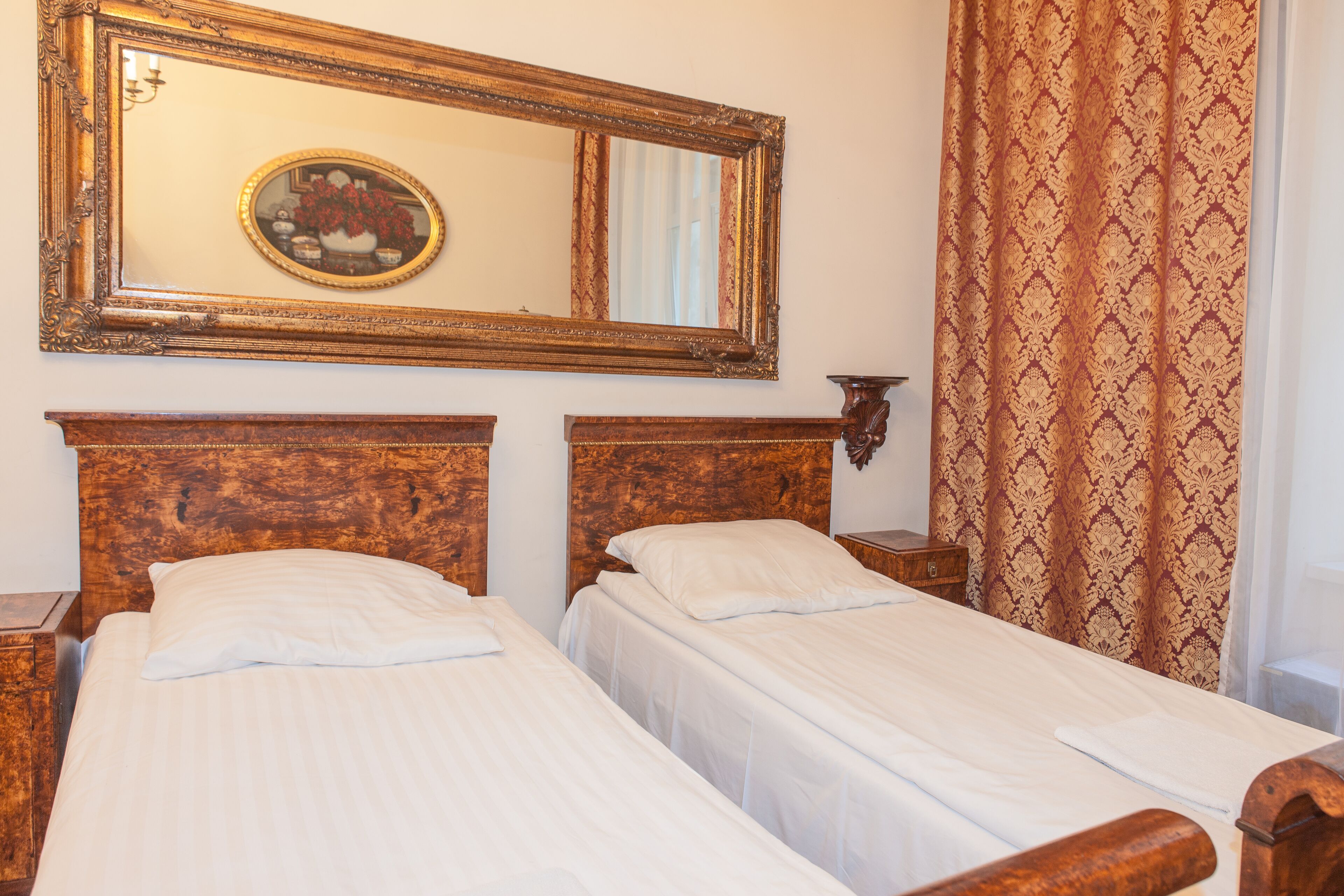 In-room safe, iron/ironing board, free rollaway beds, free WiFi