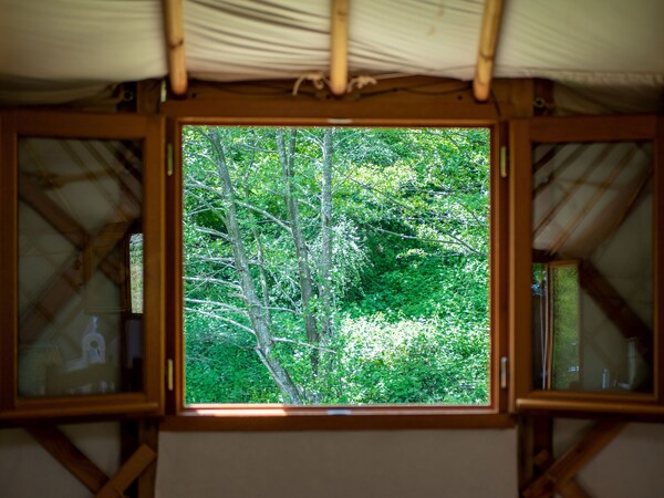 Yourtissimo - La Maison Rouge - Allier