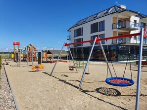 Children’s play area – outdoor - Apartamenty Baltin Blu - 365PAM (Sarbinowo)