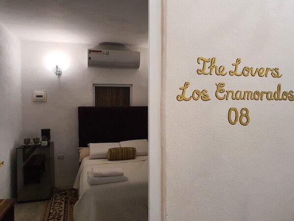 Zimmersafe, Bügeleisen/Bügelbrett, WLAN, Bettwäsche