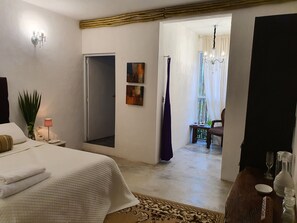 Zimmersafe, Bügeleisen/Bügelbrett, WLAN, Bettwäsche