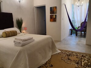 In-room safe, iron/ironing board, WiFi, bed sheets