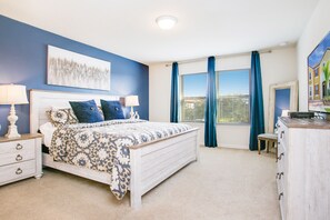 5 bedrooms, laptop workspace, iron/ironing board, WiFi