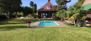 Piscine extérieure, piscine chauffée