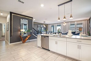 House (Multiple Bedrooms) | Property amenity