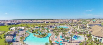 Private Pool Themed Bedrooms Free Waterpark!