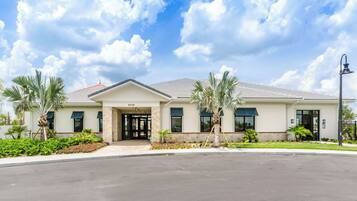 House (4 Bedrooms) | Property amenity