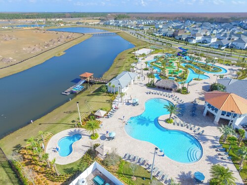 Beautiful Home W/private Pool & Spa, Near Wdw!