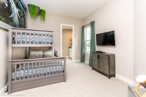 Talo (4 Bedrooms) | Sekalaista