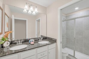House (6 Bedrooms) | Bathroom - Villa! Private Pool & Game Room! Near Disney (Davenport)