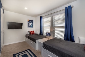 House (6 Bedrooms) | Property amenity