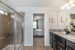 House (6 Bedrooms) | Property amenity