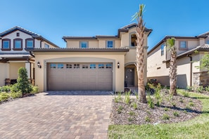 Property amenity - Large Villa W/private Pool & Game Room! Waterpark (Kissimmee)