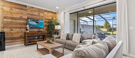 House (5 Bedrooms) | Front of property