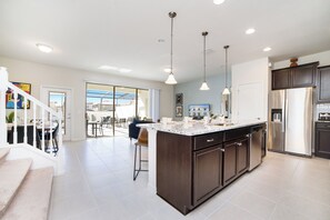 House (5 Bedrooms) | Property amenity