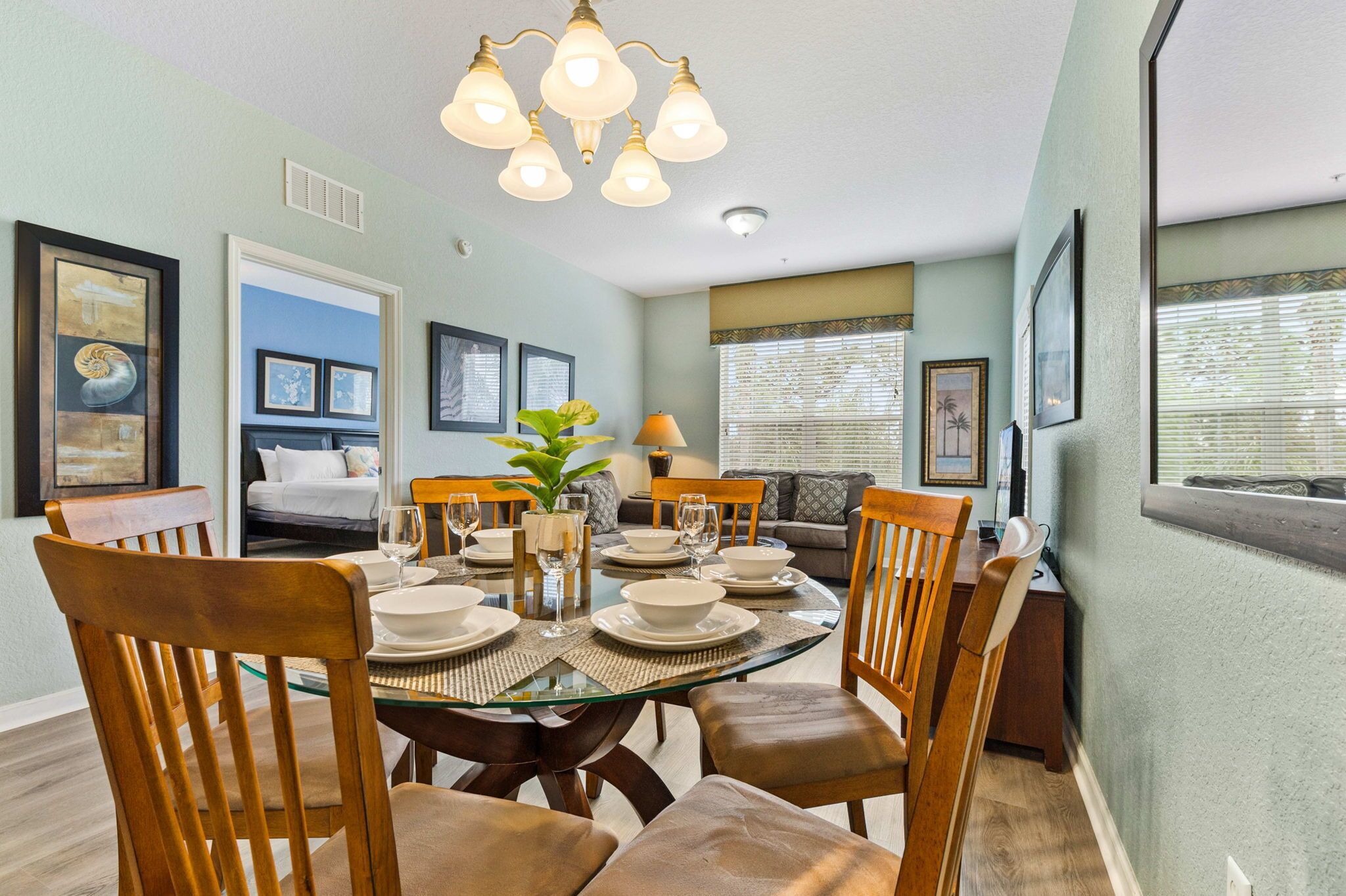 Apartment (3 Bedrooms) | Front of property