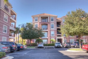 Apartment (3 Bedrooms) | Property amenity