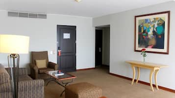 1 bedroom, down duvets, individually decorated, desk