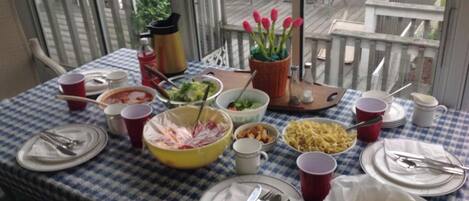 Outdoor dining