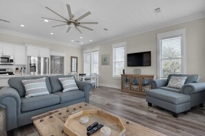 House (3 Bedrooms) | Front of property