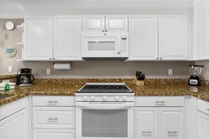 Studio (2 Bedrooms) | Innvendig