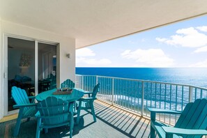 Studio (2 Bedrooms) | Interior - Boardwalk Resort 2210 - 1998733 (Panama City Beach)