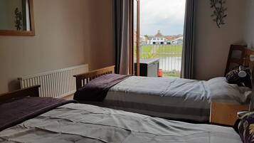 3 soverom, strykejern/-brett, wi-fi (inkludert) og sengetøy