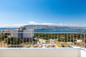 Property grounds - Istros Villa II, Pool, BBQ & Heated Spa Whirlpool (Chania)