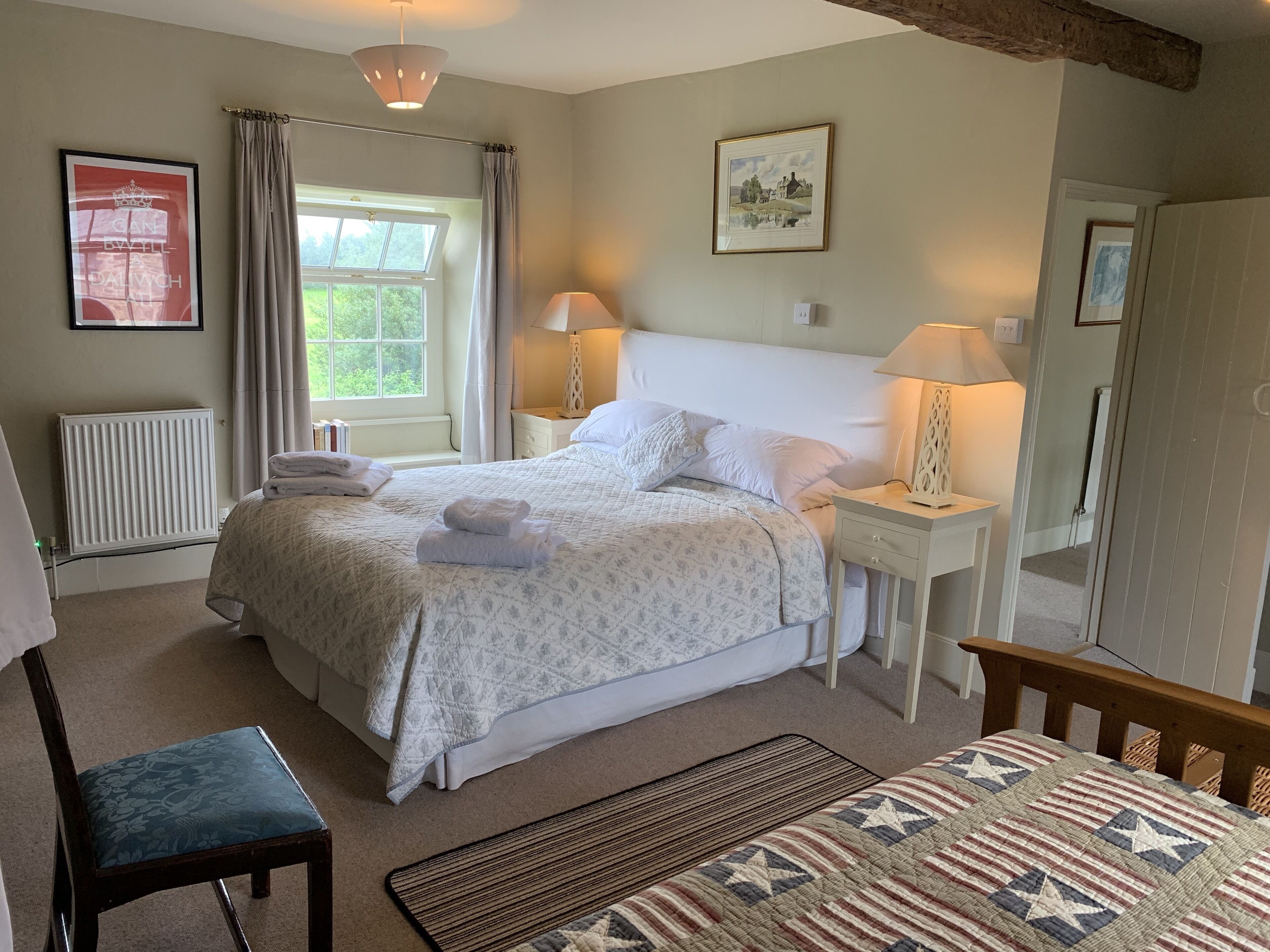 3 bedrooms, iron/ironing board, travel crib, free WiFi