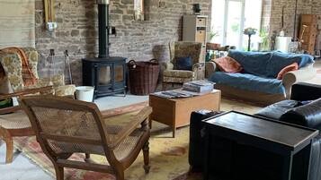 TV, ping pong, books