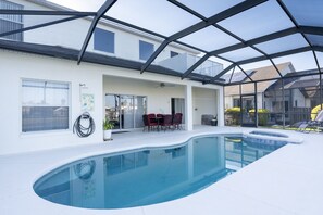 Piscine extérieure