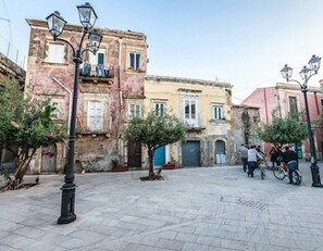 Exterior - Artist Loft | Ortigia Boutique Apartment (Syracuse)