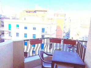 Outdoor dining - Siracusa Boutique Apartment | Comfort (Syracuse)