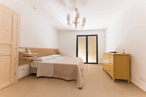 1 bedroom, iron/ironing board, WiFi, bed sheets - Lemon Tree Villa | Casa Arancio (Syracuse)