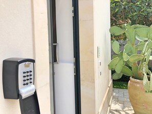 Exterior detail - Lemon Tree Villa | Casa Ulivo, Lemon Tree Villa Casa Ulivo (Syracuse)