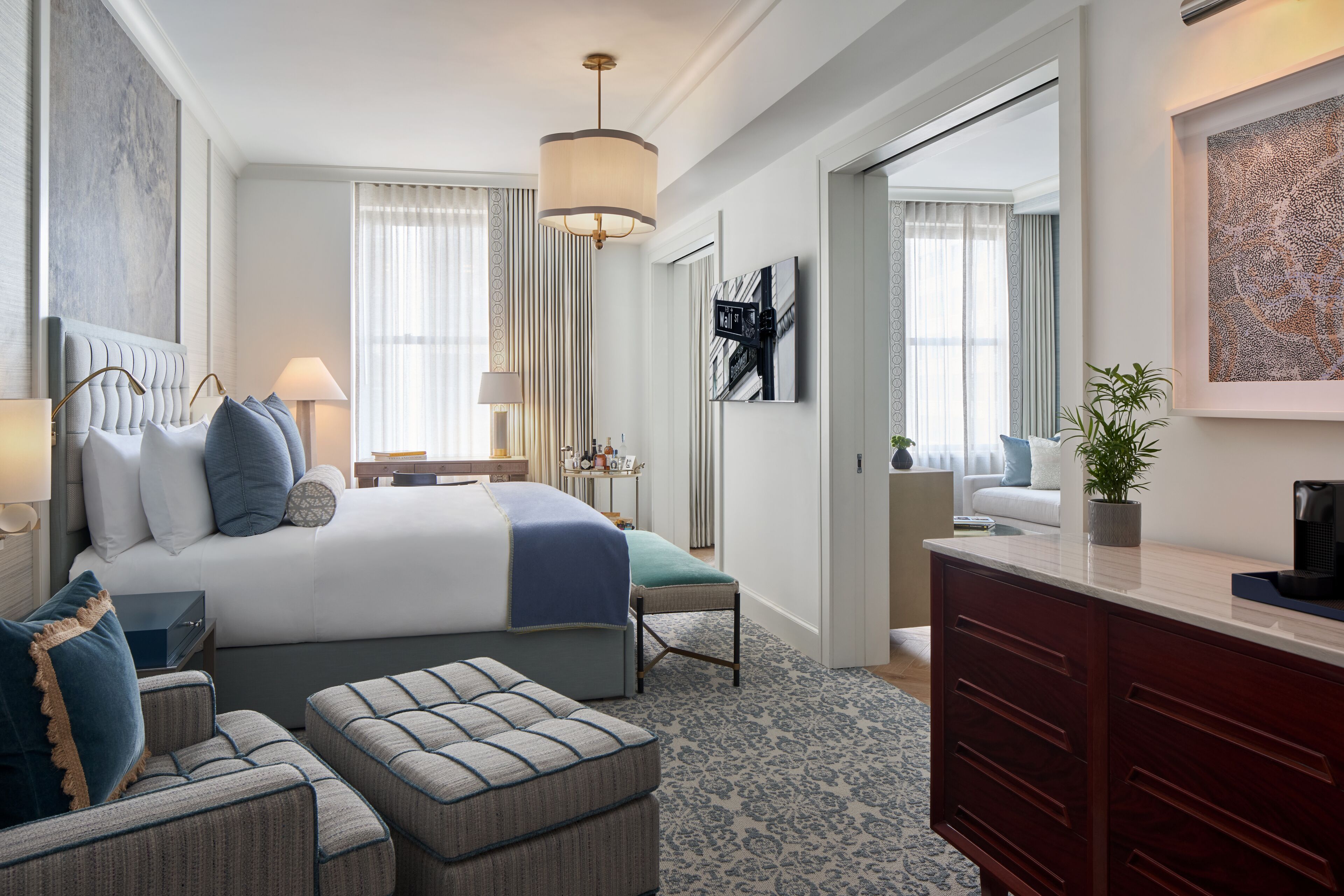 Premium bedding, down comforters, minibar, in-room safe