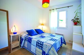 2 bedrooms, WiFi - At the forefront of Lake St-Pée-sur-Nivelle: feet in the water! (SAINT PEE SUR NIVELLE)