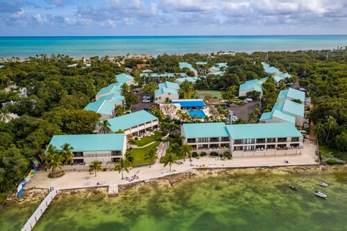 Exec Bay w/heated Pool, Marina, Beach, Pets ok, Tennis/Pickleball