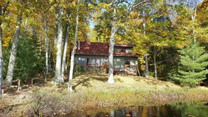 Exterior - 3 Bdrm, Loft, 1.5 baths knotty pine cabin, handicap accessible on 55 acre lake (Lac du Flambeau)