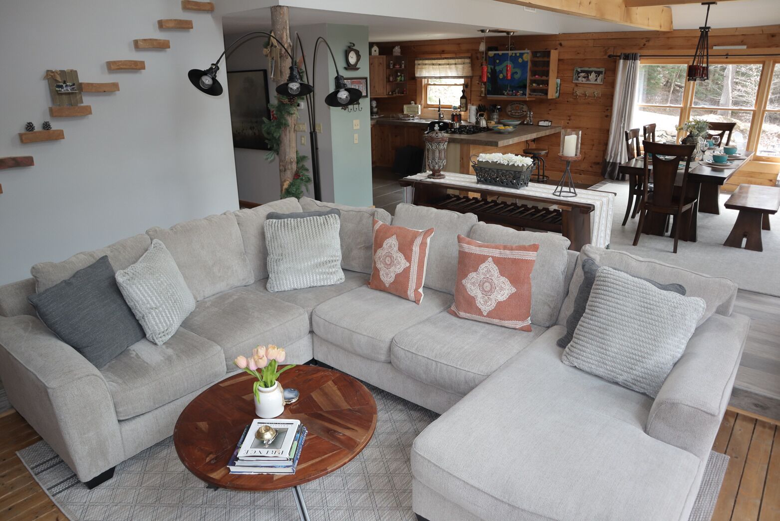 Smart TV, fireplace, video games, DVD player