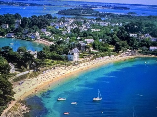 Villa Kerdelan indoor pool