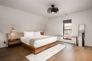 2 camere, ferro/asse da stiro, Wi-Fi gratuito, lenzuola