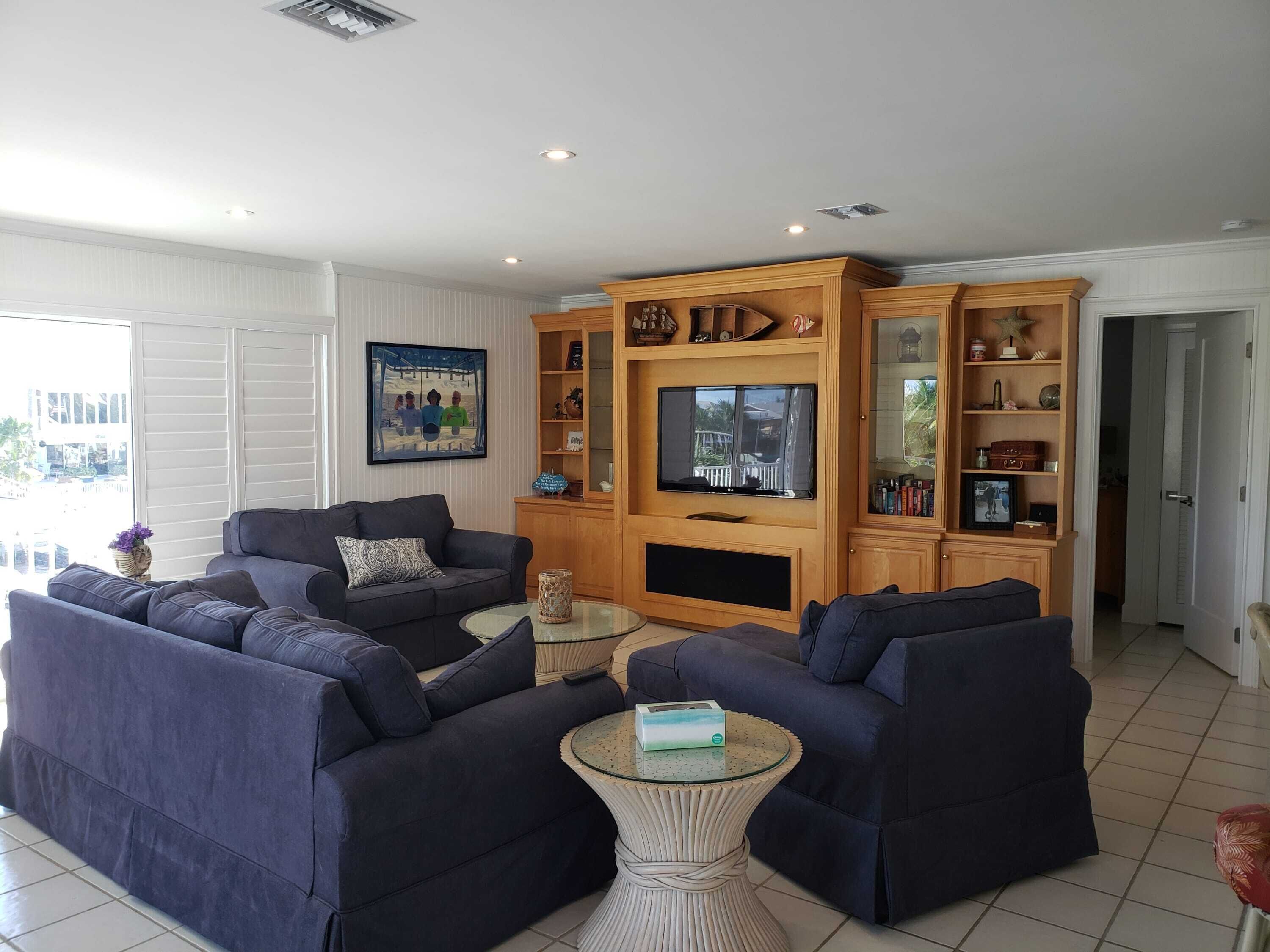 Coo Coo's Nest ~ Key Largo Canal Front 2/3 With Pool - Key Largo