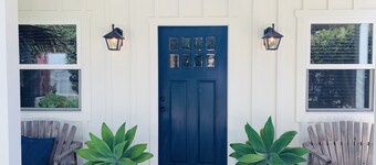 Blue Door Bungalow. 